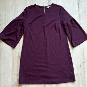 Gap bell sleeve plum dress size medium